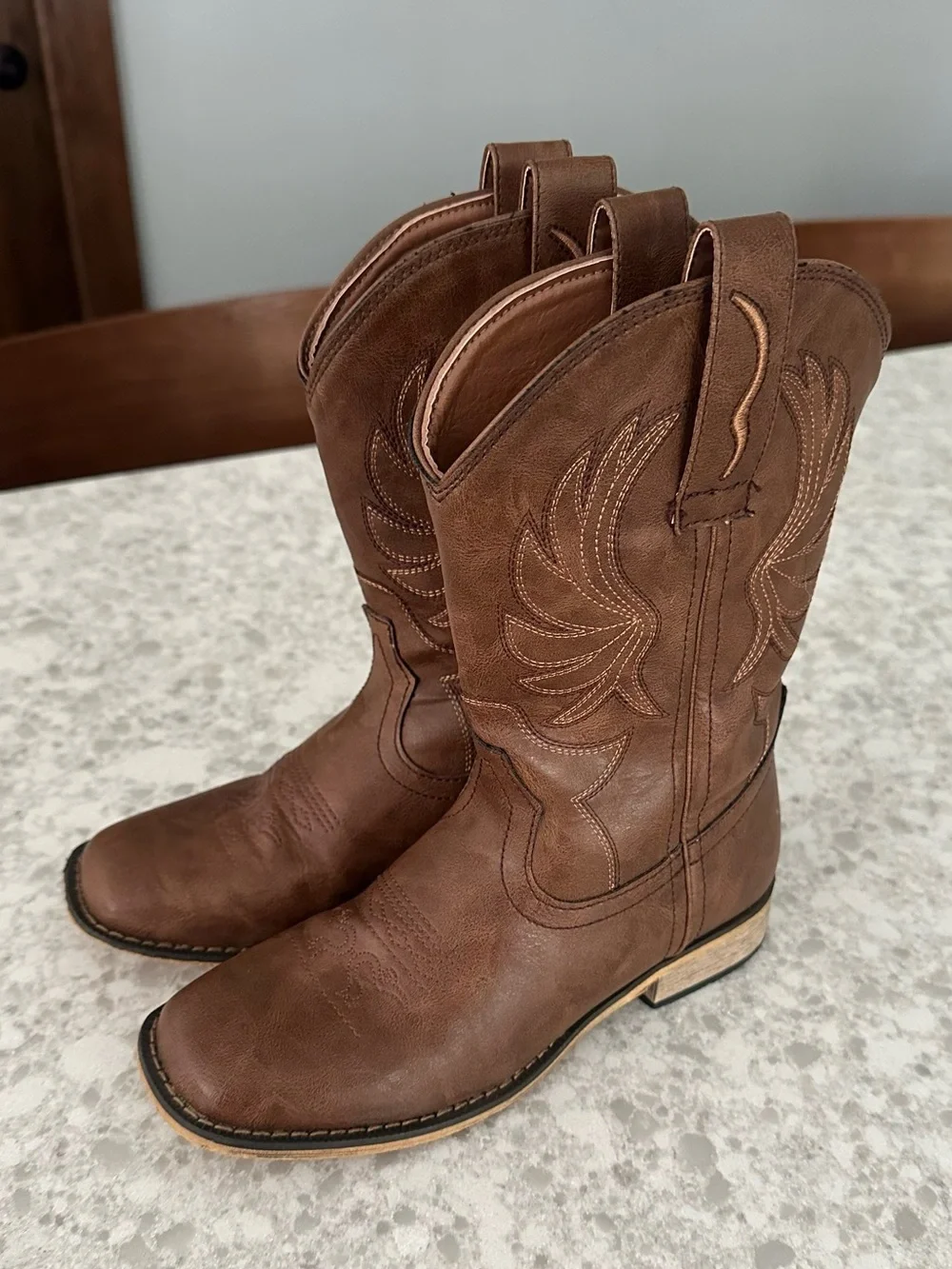 Kids Brown Western Pull-On Cowboy Boots